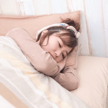 質の良い睡眠をとる女性